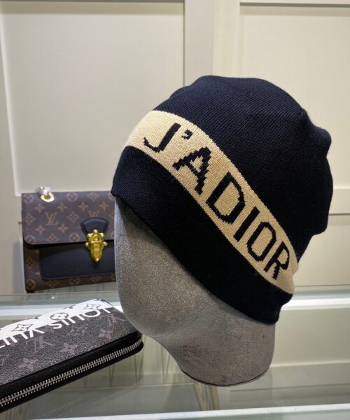 Dior Pompom Beanie In Black