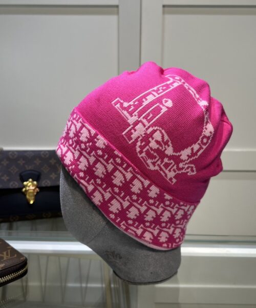 Dior Pompom Beanie In Pink