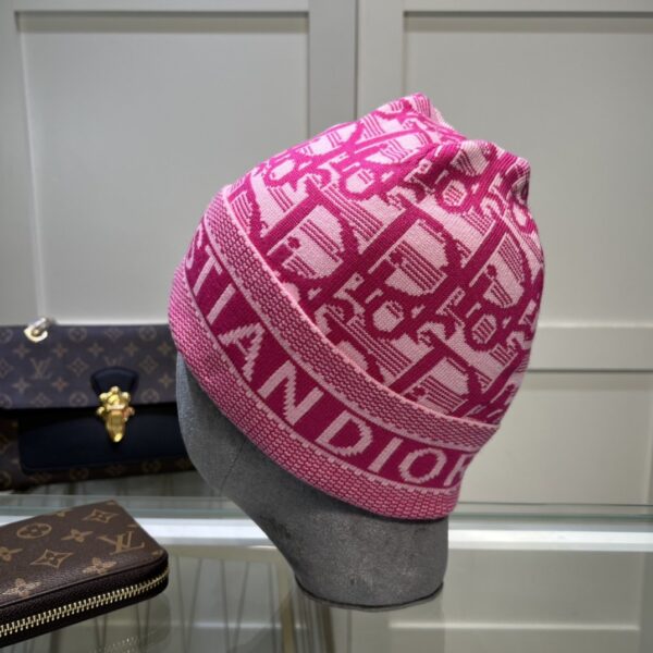 Dior Pompom Beanie In Pink