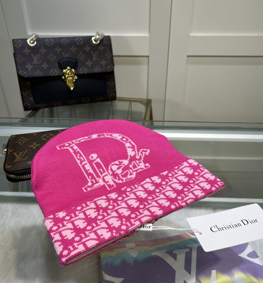 Dior Pompom Beanie In Pink