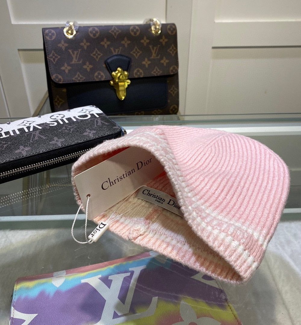 Dior Pompom Beanie In Pink