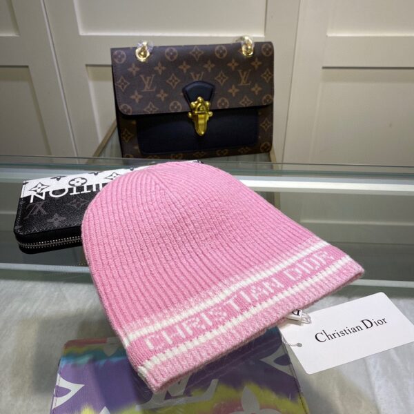 Dior Pompom Beanie In Pink