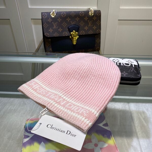 Dior Pompom Beanie In Pink