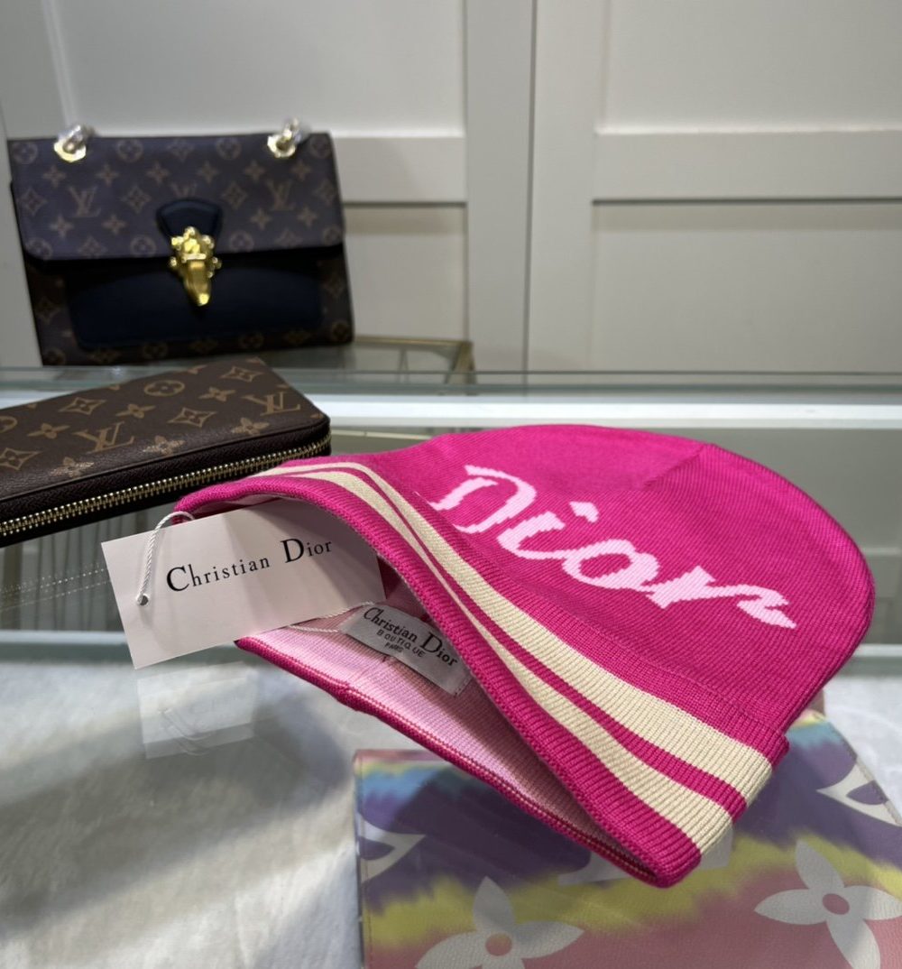 Dior Pompom Beanie In Pink