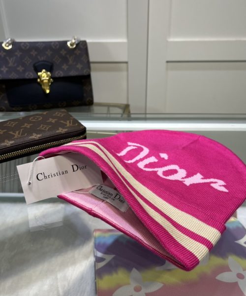 Dior Pompom Beanie In Pink