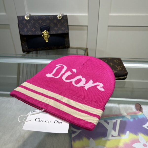 Dior Pompom Beanie In Pink
