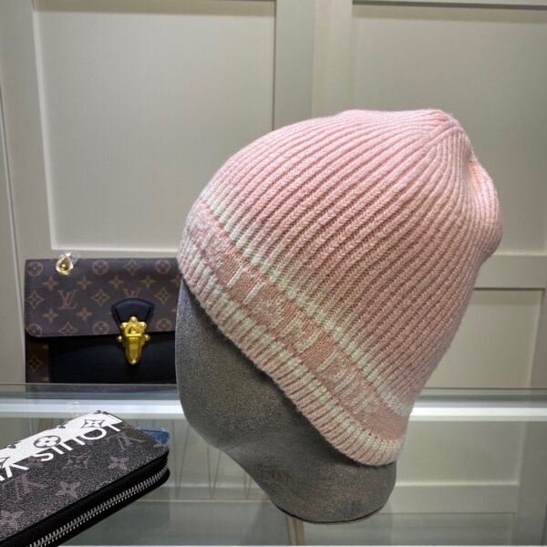 Dior Pompom Beanie In Pink