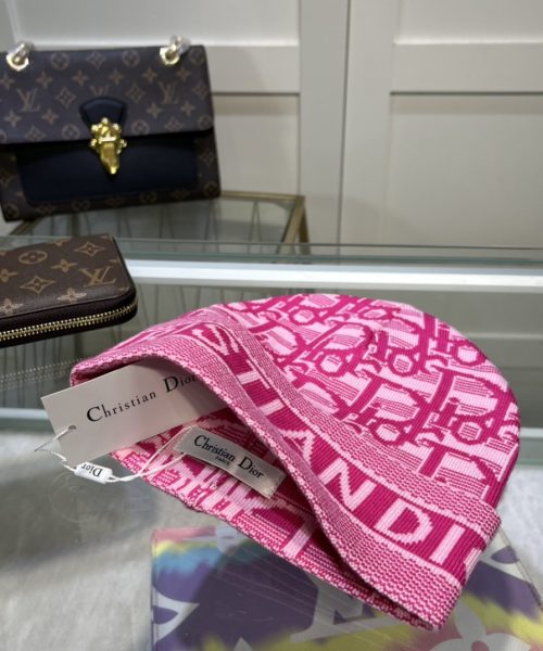 Dior Pompom Beanie In Pink