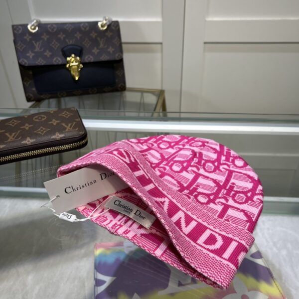 Dior Pompom Beanie In Pink