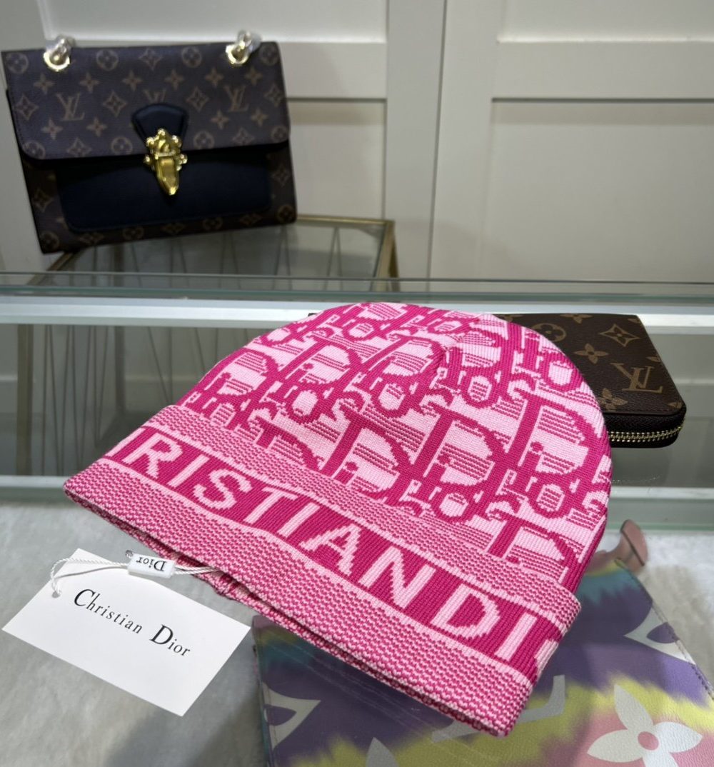 Dior Pompom Beanie In Pink