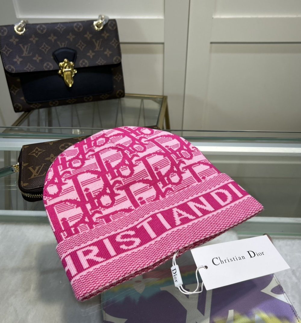 Dior Pompom Beanie In Pink