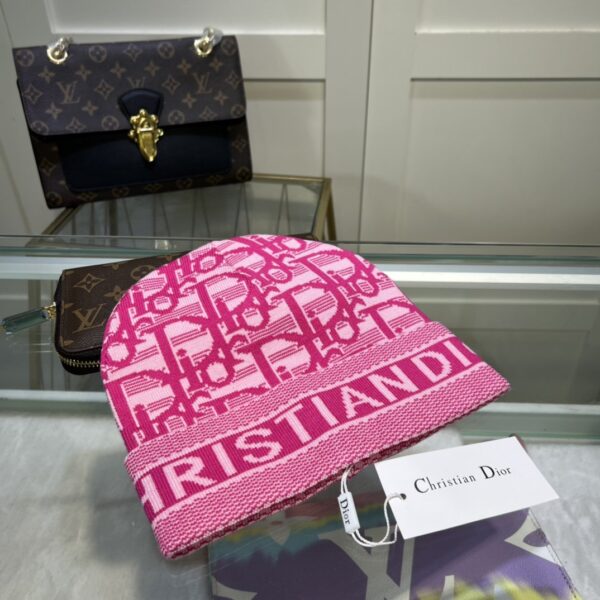 Dior Pompom Beanie In Pink