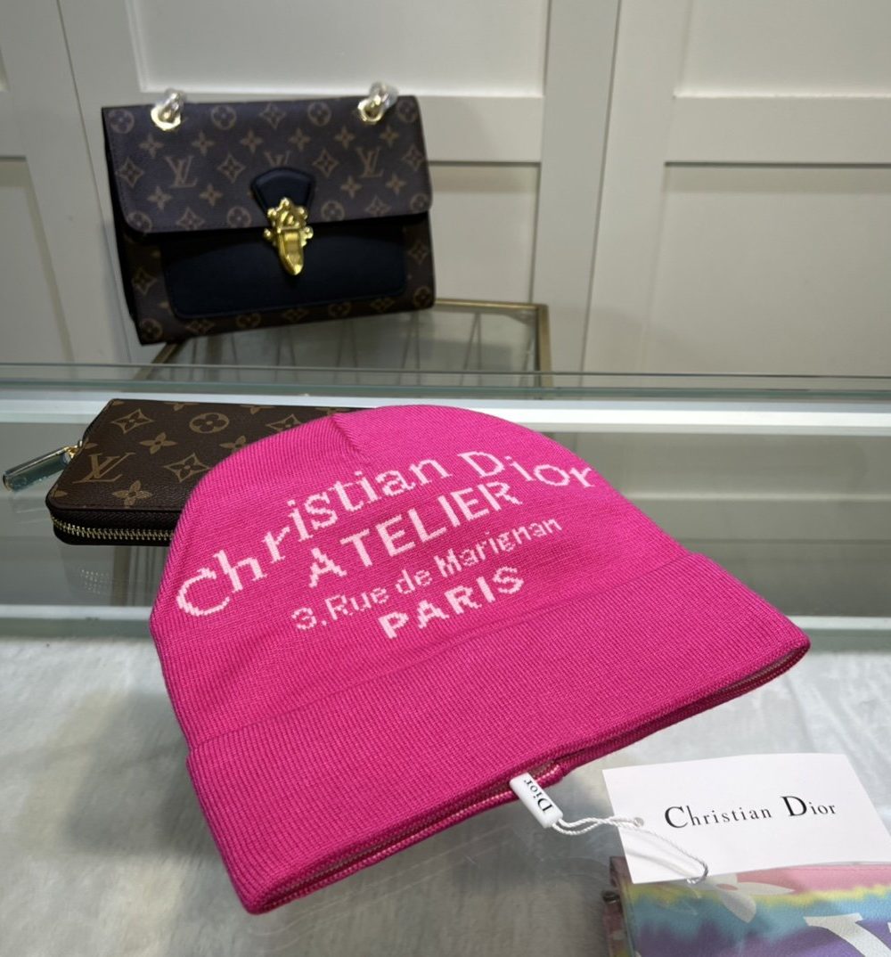 Dior Pompom Beanie In Pink