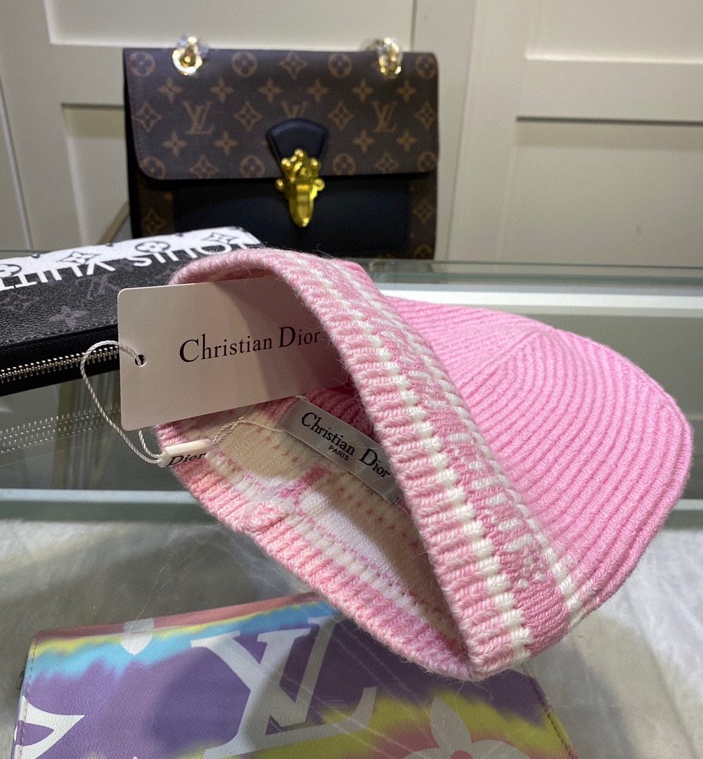 Dior Pompom Beanie In Pink