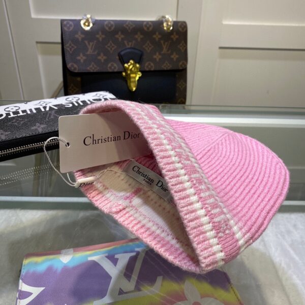 Dior Pompom Beanie In Pink