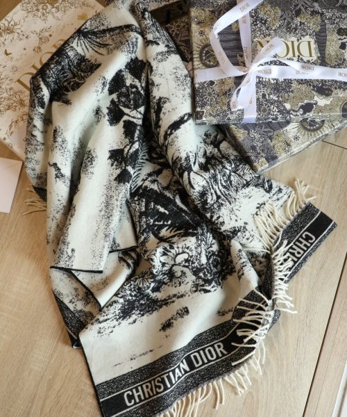 Dior Square Black and White Wool Scarf 150cm/59in 