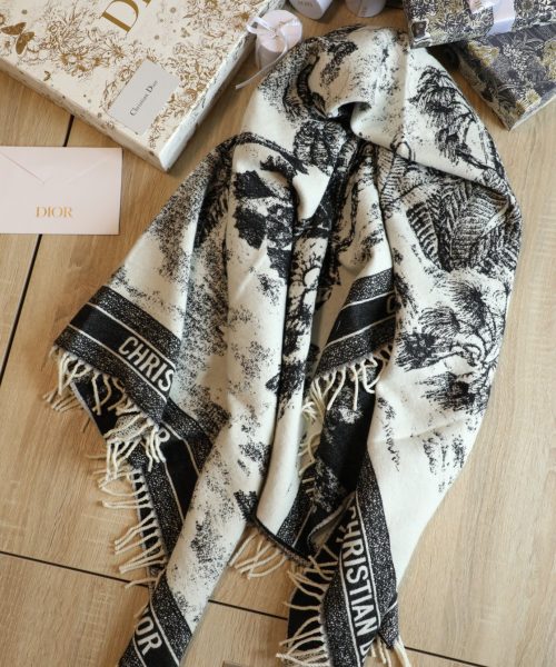 Dior Square Black and White Wool Scarf 150cm/59in 