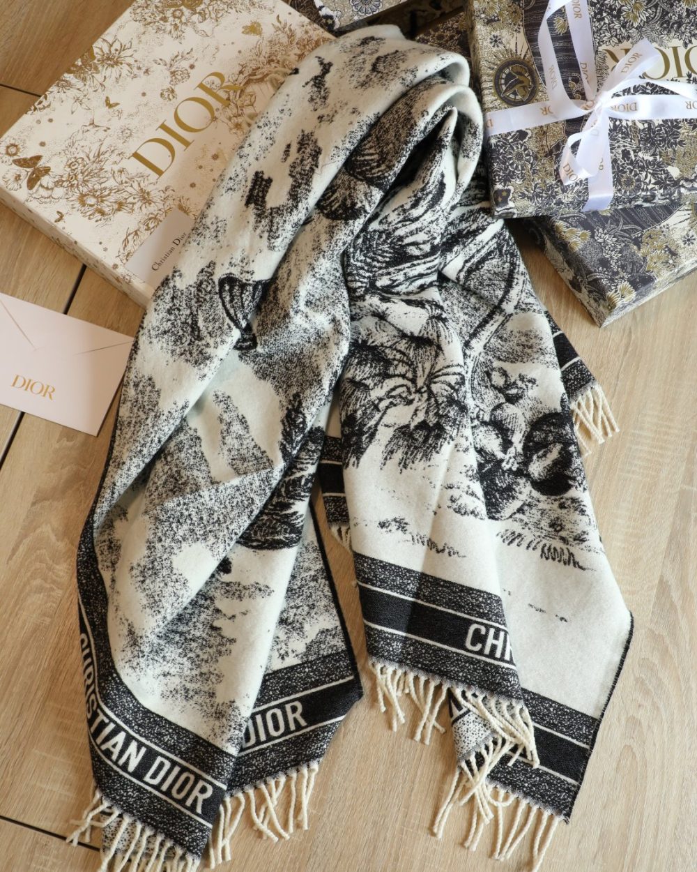 Dior Square Black and White Wool Scarf 150cm/59in 
