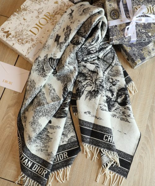 Dior Square Black and White Wool Scarf 150cm/59in 