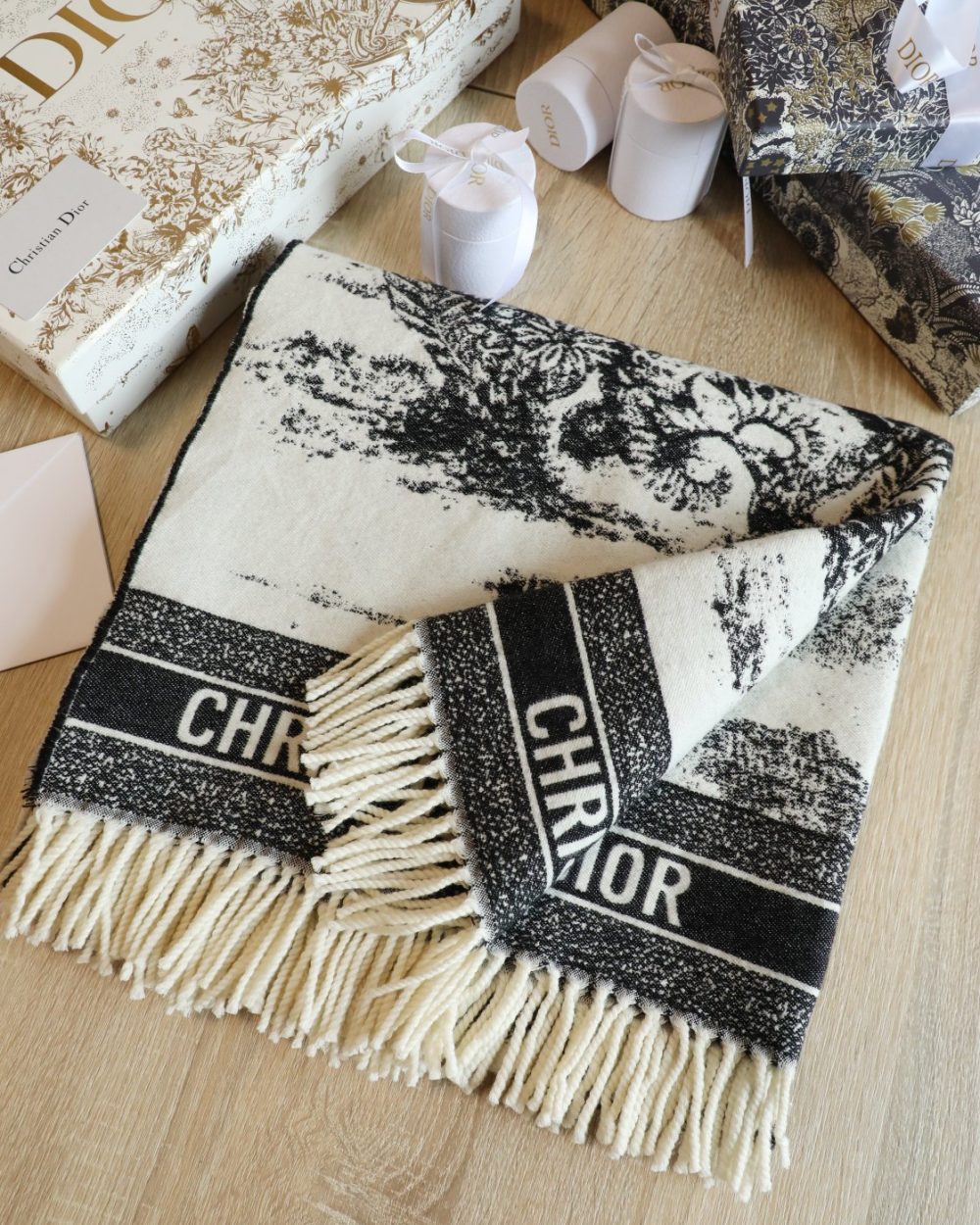 Dior Square Black and White Wool Scarf 150cm/59in 