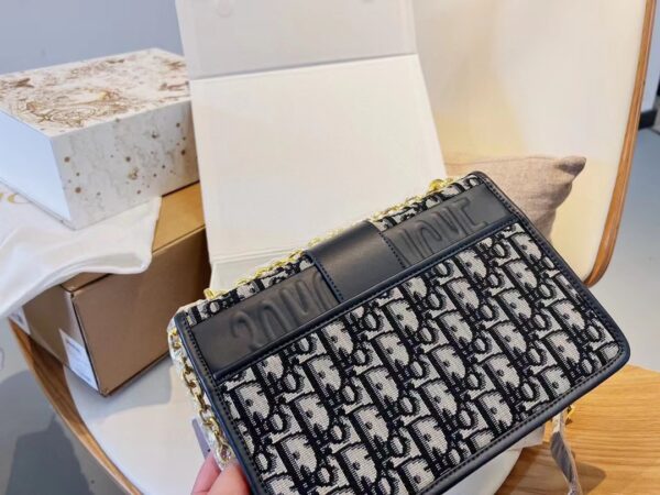 DM01 - Dior Women's Fashion Bag
