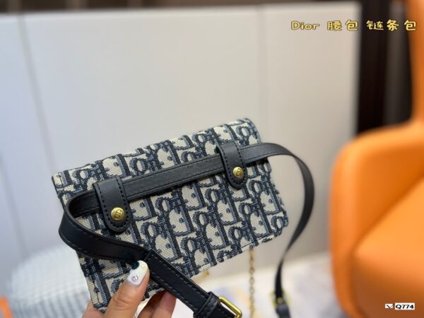 DM02 - Dior Women's Fashion Bag