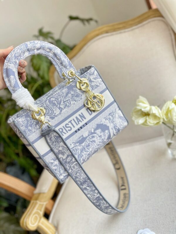 DM5035 - Dior Women's Fashion Bag