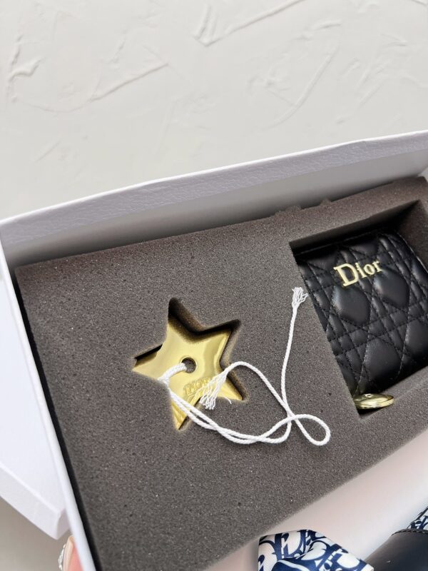 DM5036 - Dior Women's Fashion Bag