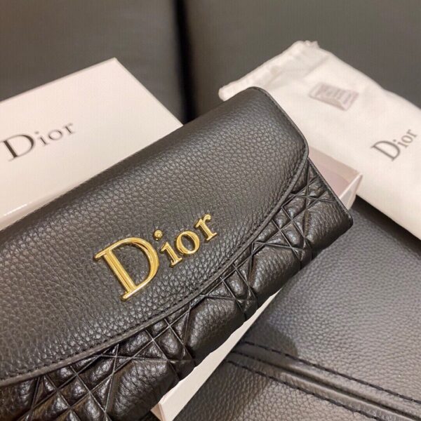 DM5040 - Dior Women's Fashion Bag