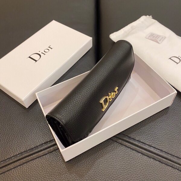 DM5040 - Dior Women's Fashion Bag
