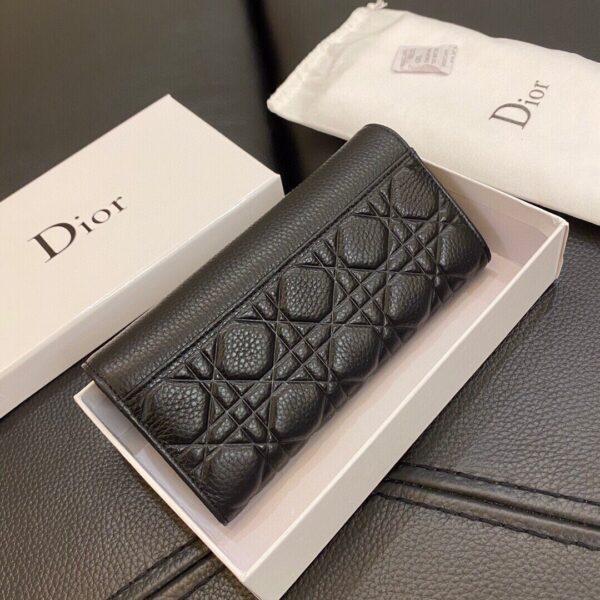 DM5040 - Dior Women's Fashion Bag
