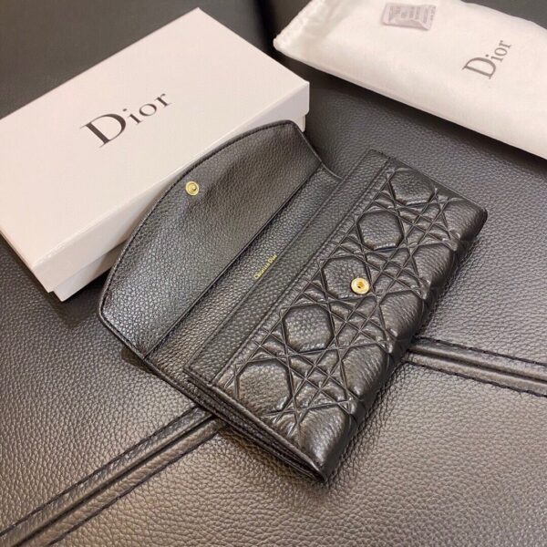 DM5040 - Dior Women's Fashion Bag