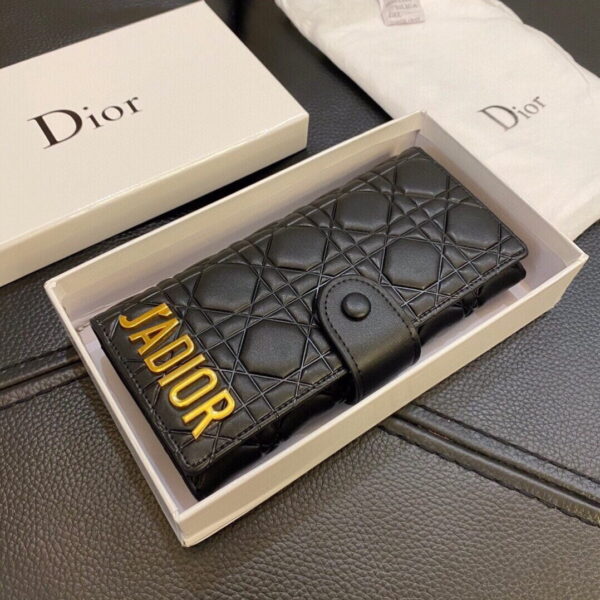 DM5041 - Dior Women's Fashion Bag