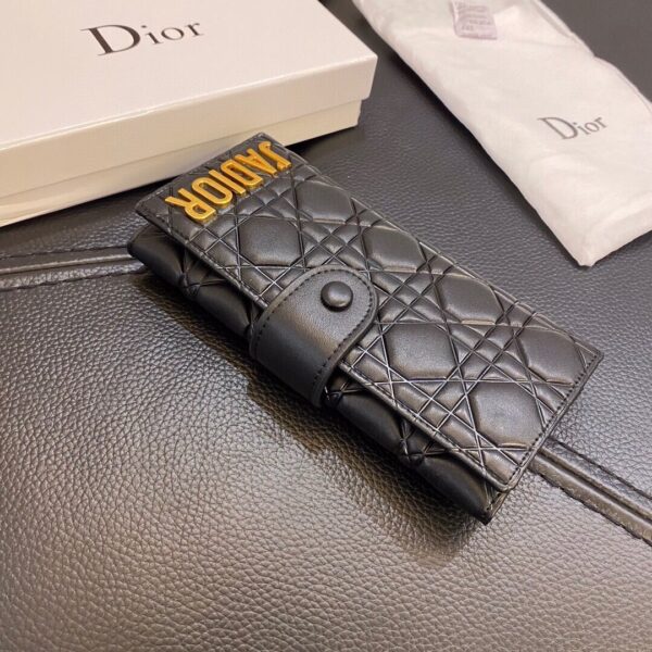 DM5041 - Dior Women's Fashion Bag