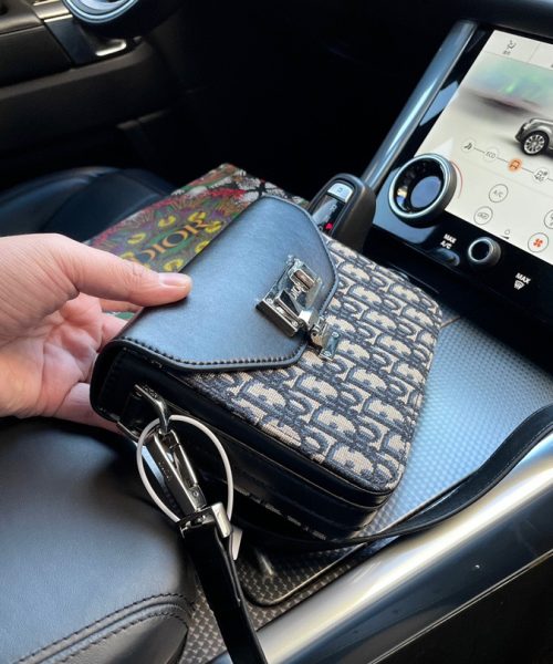 DM5042 - Dior Fashion Bag