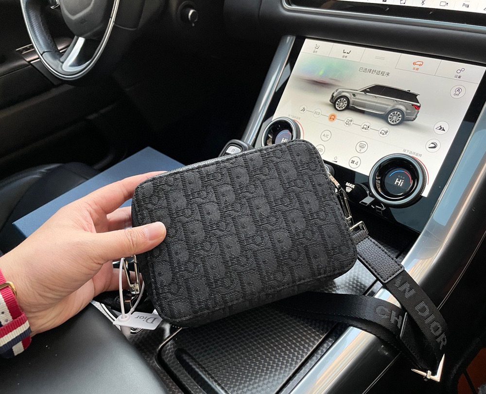 DM5043 - Dior Black Fashion Bag