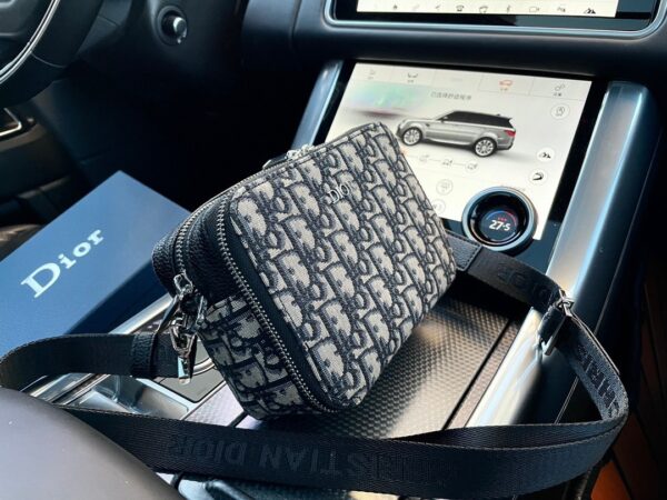 DM5043 - Dior Fashion Bag