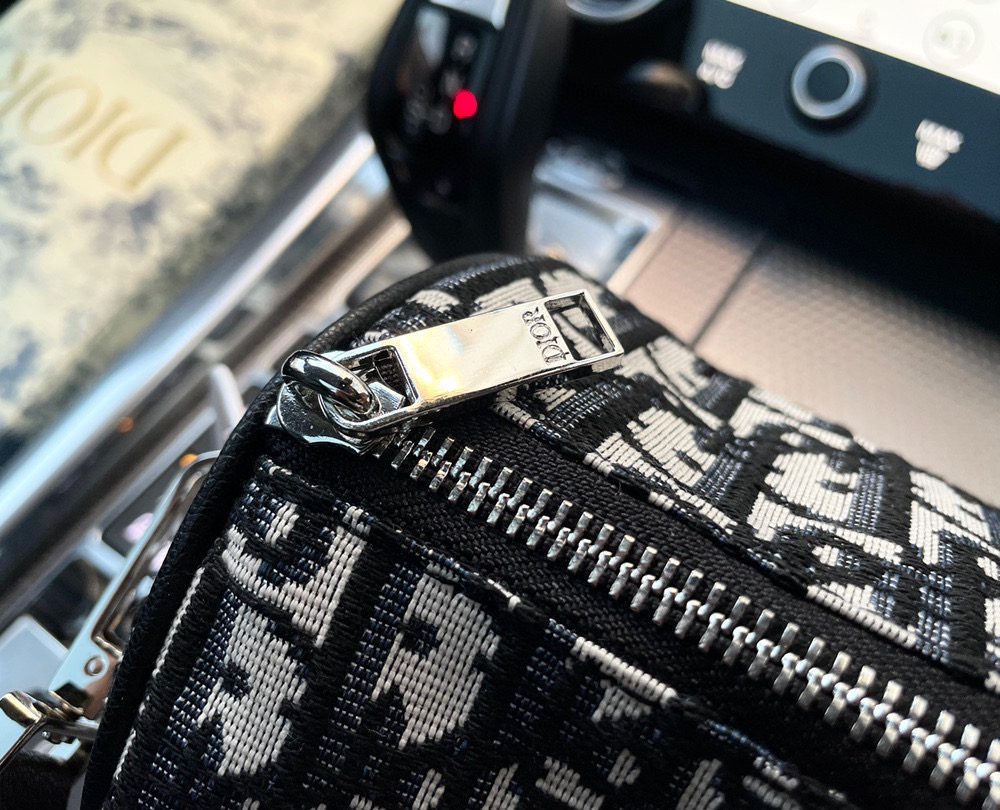 DM5045 - Dior Fashion Bag