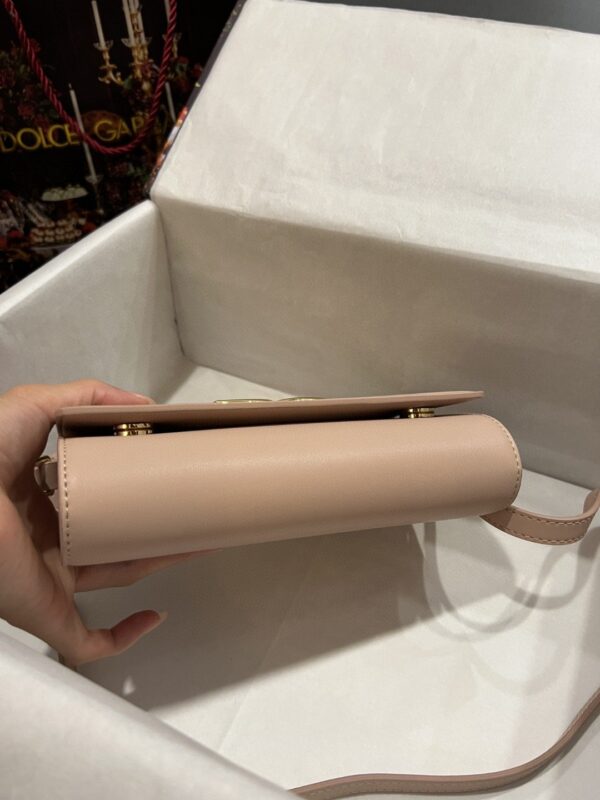 Dolce & Gabbana 3.5 Clutch Beige For Women 8.3in/21cm DG
