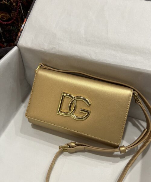 Dolce & Gabbana 3.5 Clutch Gold For Women 8.3in/21cm DG