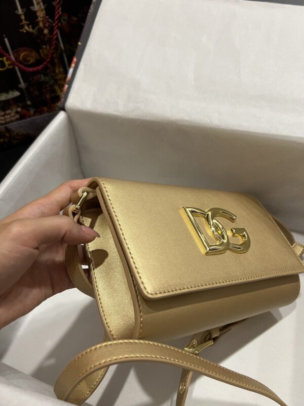 Dolce & Gabbana 3.5 Clutch Gold For Women 8.3in/21cm DG