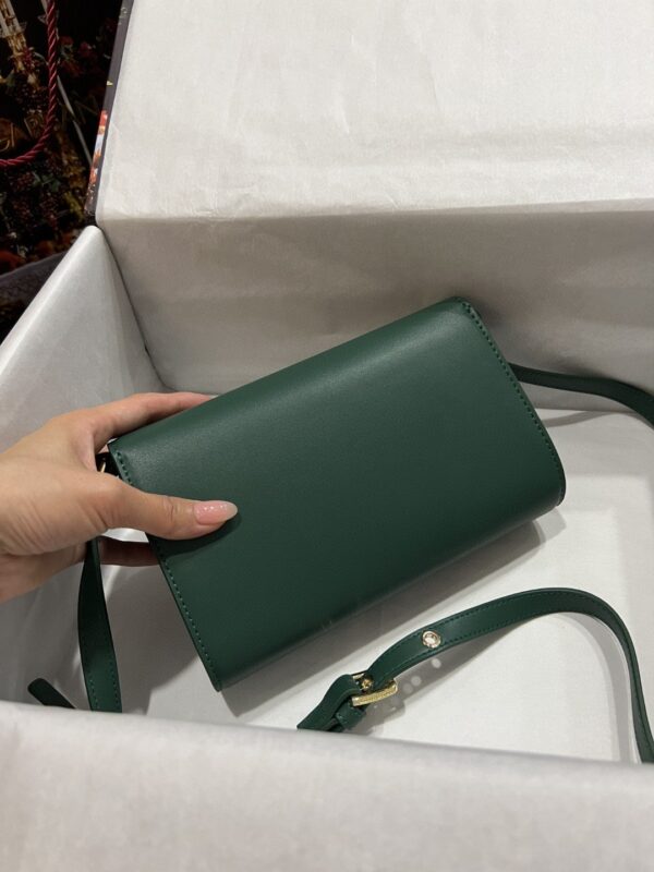 Dolce & Gabbana 3.5 Clutch Green For Women 8.3in/21cm DG