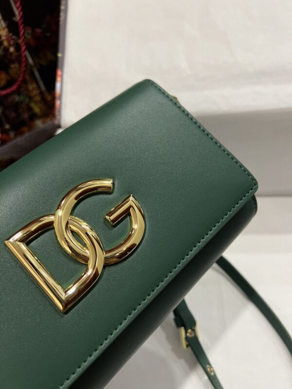Dolce & Gabbana 3.5 Clutch Green For Women 8.3in/21cm DG