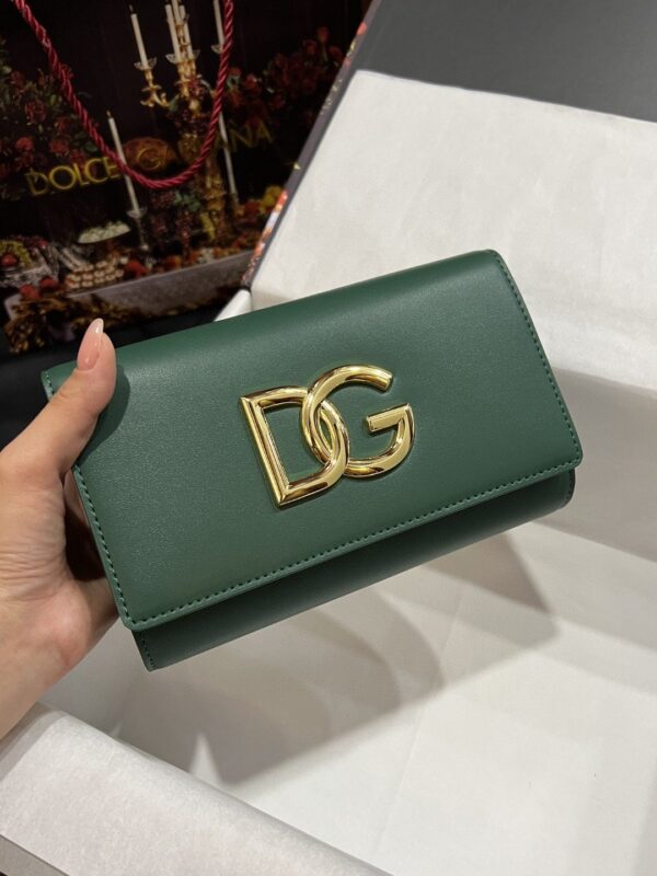 Dolce & Gabbana 3.5 Clutch Green For Women 8.3in/21cm DG