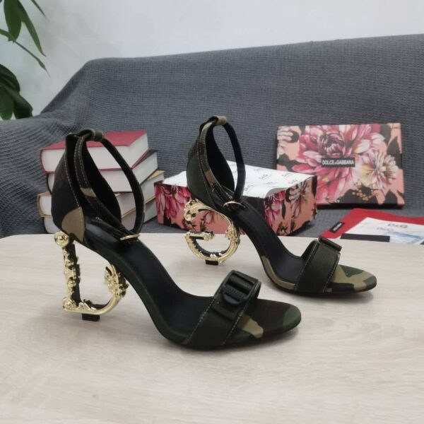 Dolce & Gabbana Baroque DG Sandals In Camouflage Patchwork Multicolour For Women DG Shoes CR0739AY8438N913