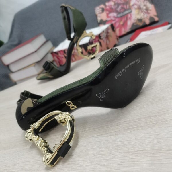 Dolce & Gabbana Baroque DG Sandals In Camouflage Patchwork Multicolour For Women DG Shoes CR0739AY8438N913