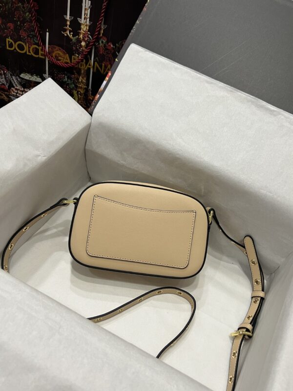Dolce & Gabbana Crossbody 3.5 Bag Beige For Women 7.5in/19cm DG BB7095AW57680404