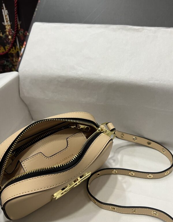 Dolce & Gabbana Crossbody 3.5 Bag Beige For Women 7.5in/19cm DG BB7095AW57680404