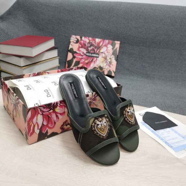 Dolce & Gabbana Devotion Slides In Camouflage Patchwork Black For Women DG Shoes  CQ0446AY8438N913