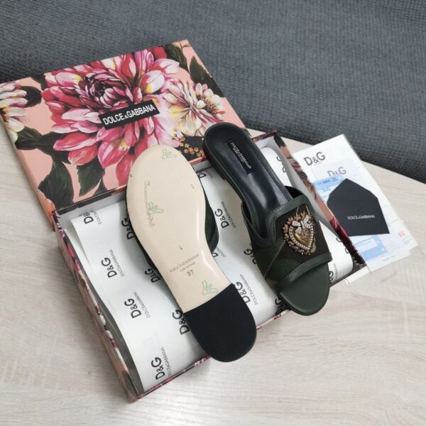 Dolce & Gabbana Devotion Slides In Camouflage Patchwork Black For Women DG Shoes  CQ0446AY8438N913